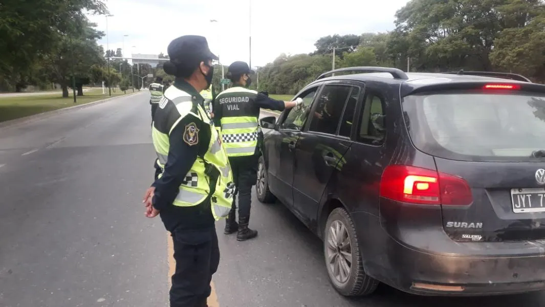 73931-intensos-controles-viales-y-de-alcoholemia-en-la-provincia