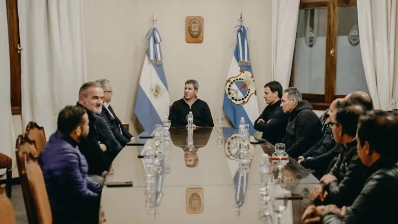 b07bb1e12fb7bdb51cf59b34c3362f42_L