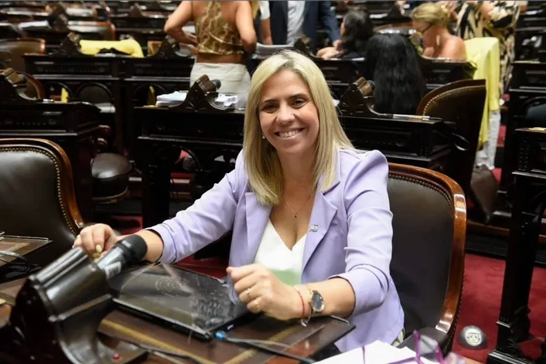 nancy-picon-diputada-nacional-y-alfil-marcelo-orrego-el-congreso