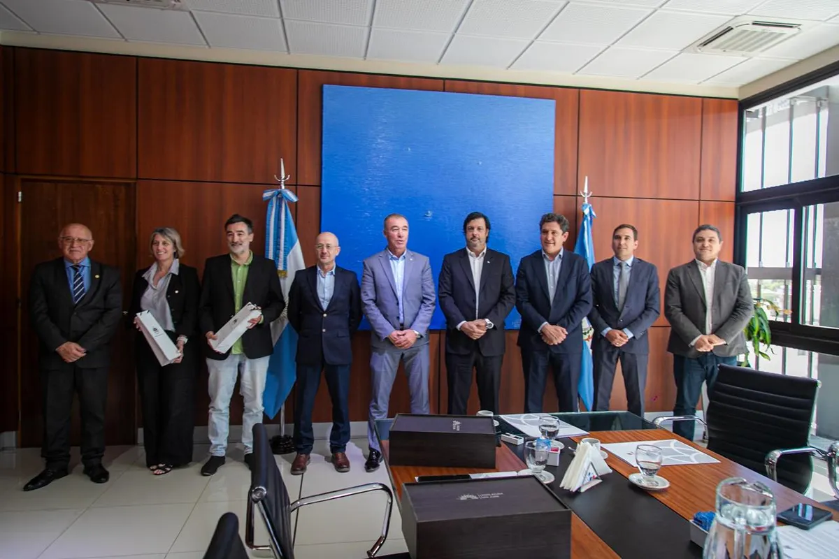 whatsapp-image-2025-12-15-at-092703