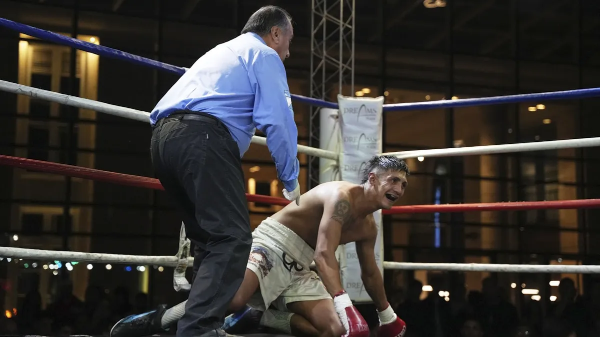 boxeo-profesional-hyatt-badillo-garay-04jpg