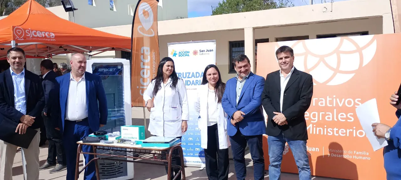 3735ebed-3548-4be2-af33-2303e6082f9f