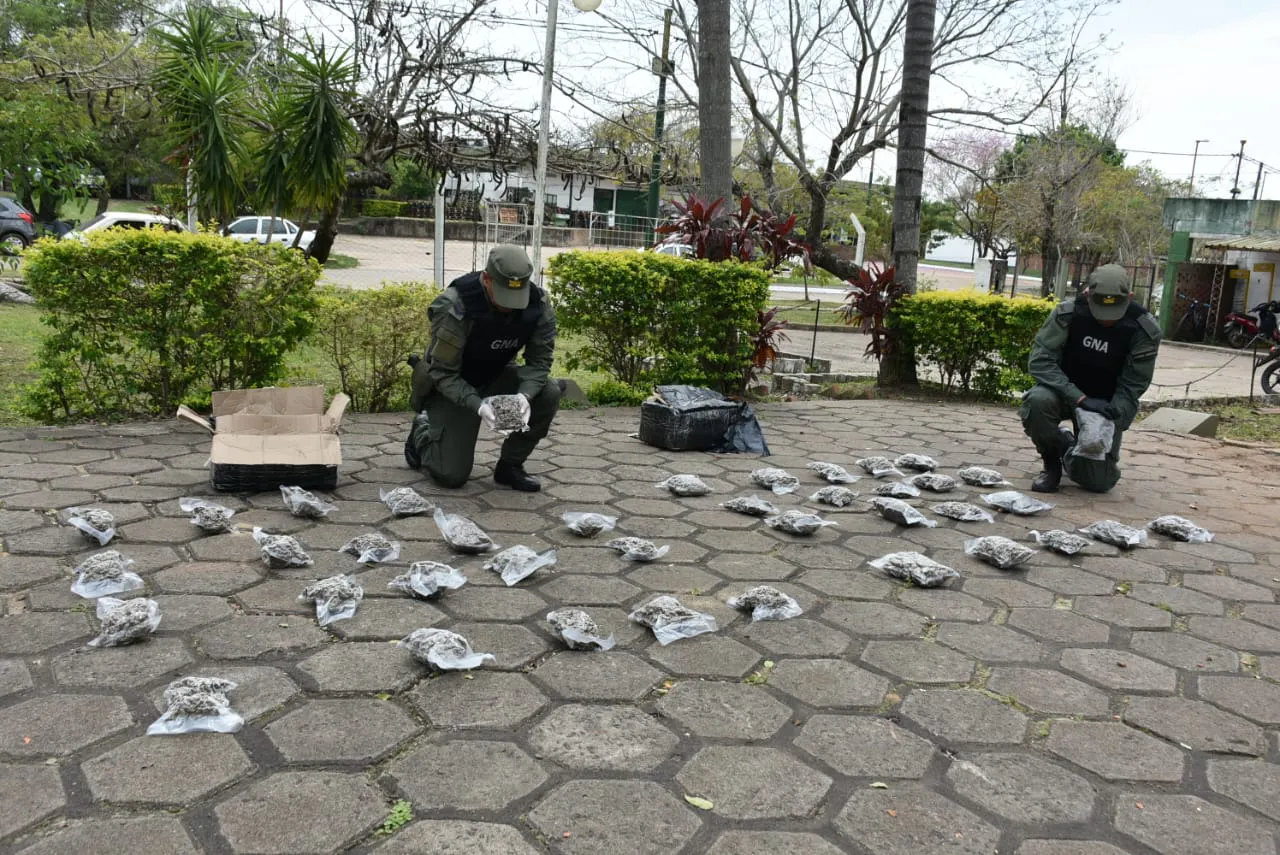 corrientes-mercaderia-droga-_dos_procedimientos-03