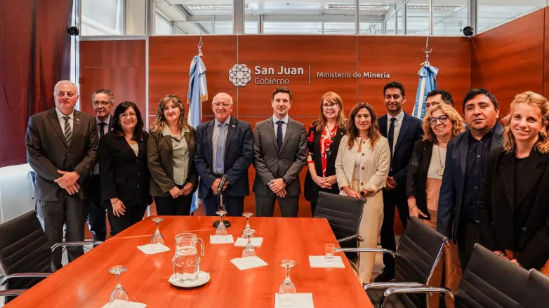 f6416d458107c324f9862c060d026fa8_L