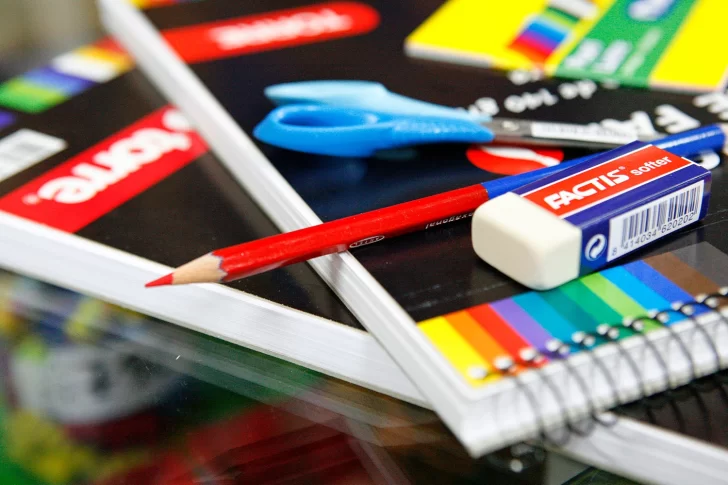 utiles-escolares-728x485