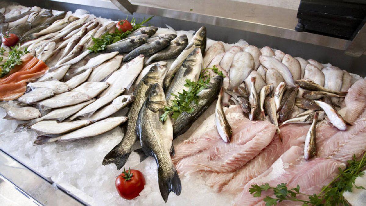 salud-controlara-comercios-y-vendedores-ambulantes-pescado