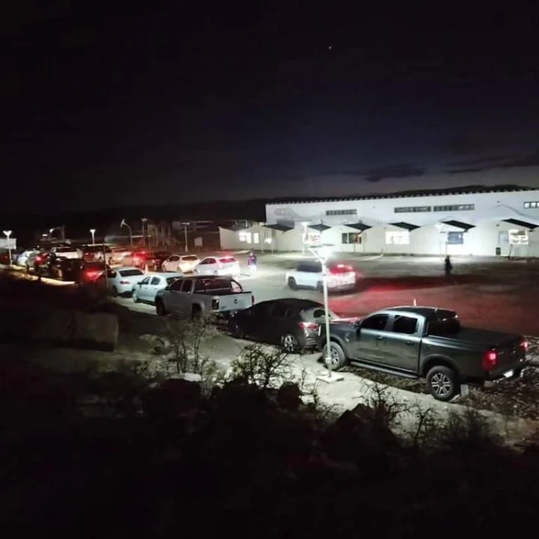 f768x1-377139_377266_5050