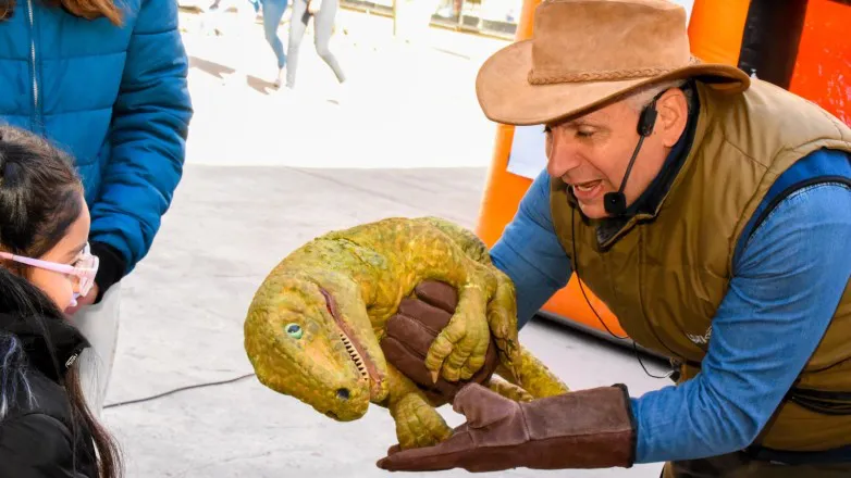 a6725e3b7b42f0414c662c294caf7fc9_L